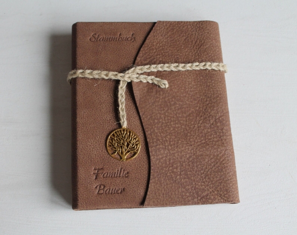 Stammbuch "Baum" aus braunem Büffelleder, DIN A5